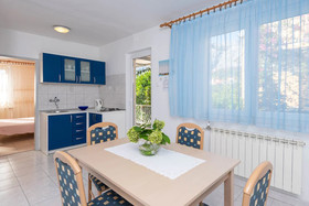 Apartments Jaksa