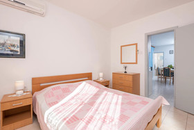 Apartments Jaksa
