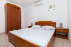 Apartments Jaksa