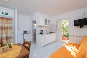 Apartments Jaksa