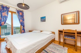 Apartments Spomenka