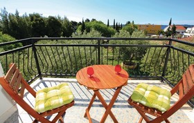 Apartments Trstenica