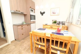 Apartments Trstenica