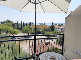 Apartments Trstenica