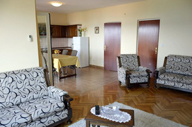 Apartments Zdravko