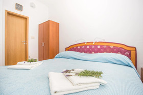 Apartment Violic Villa Karmen
