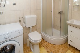House Lazar