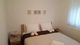 Holiday House Meri