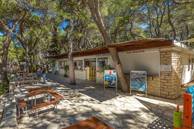 Pine Beach Pakostane - Glamping Homes