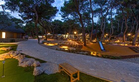 Pine Beach Pakostane - Glamping Homes