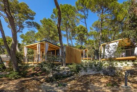 Pine Beach Pakostane - Glamping Homes