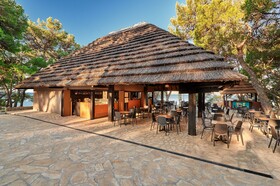 Pine Beach Pakostane - Glamping Homes