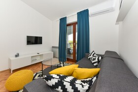 Mediterraneo Garden Apartments