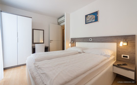 Sunnyside Apartments Petrcane