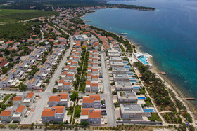Sunnyside Apartments Petrcane