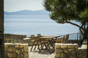 Stone Lady Holiday House