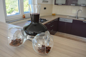 Holiday House 4M