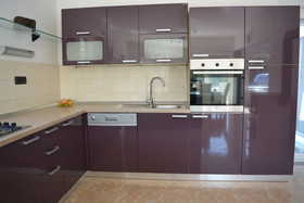 Holiday House 4M