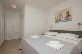 Apartment Mladen