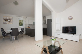 Apartment Mladen