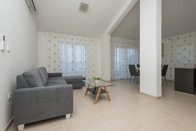 Apartment Mladen