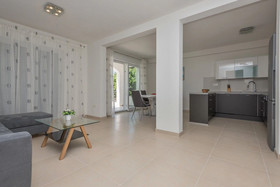 Apartment Mladen