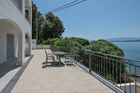 Apartment Mladen