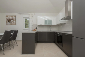 Apartment Mladen