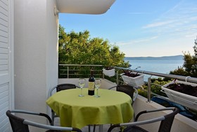 Apartments Ivi
