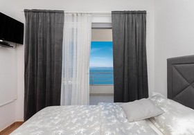Apartments Ivi