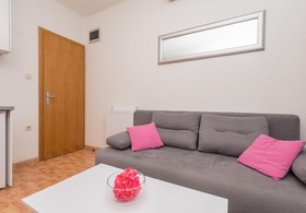 Apartments Ivi