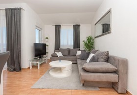 Apartments Ivi