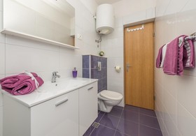 Apartments Ivi