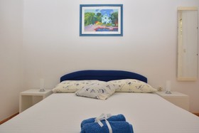 Apartments Ivi