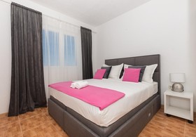 Apartments Ivi