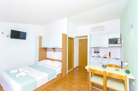 Apartments Kunac