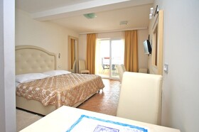 Turisticki Apartmani Natalia
