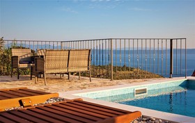 Villa Ena