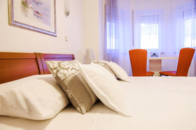 Apartment And Rooms Ana