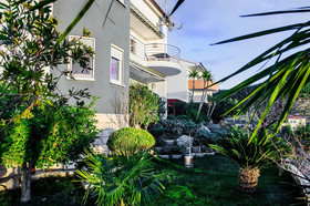 Apartment And Rooms Ana