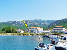 Apartments Elza