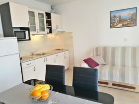 Apartments Jure Miljak