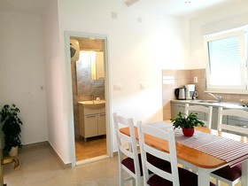 Apartments Jure Miljak