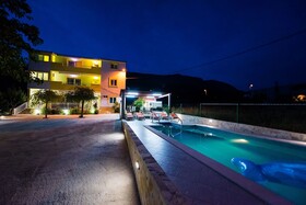 Apartments Mariska