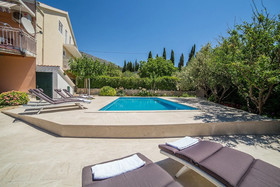 Apartments Milas