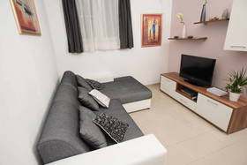 Apartments Mutogras
