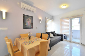 Apartments Mutogras