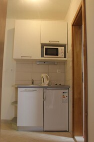 Apartments Tresnja