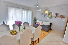 Apartments Tresnja