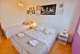 Apartments Tresnja